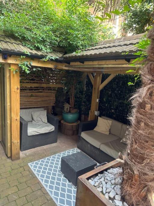 Вилла Quirky Town Centre Hideaway Лимингтон Экстерьер фото