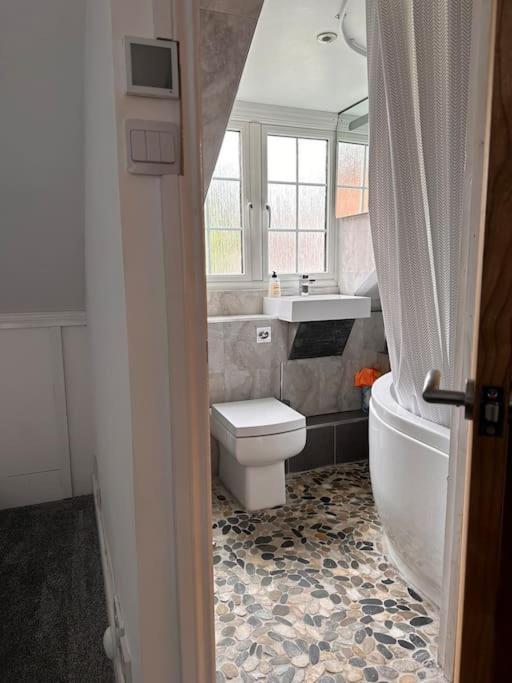 Вилла Quirky Town Centre Hideaway Лимингтон Экстерьер фото